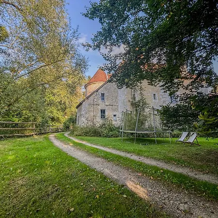 Manoir Xv Et Grange Avec Piscine Chauffee Privee Villa Saint-Ouen-de-la-Cour