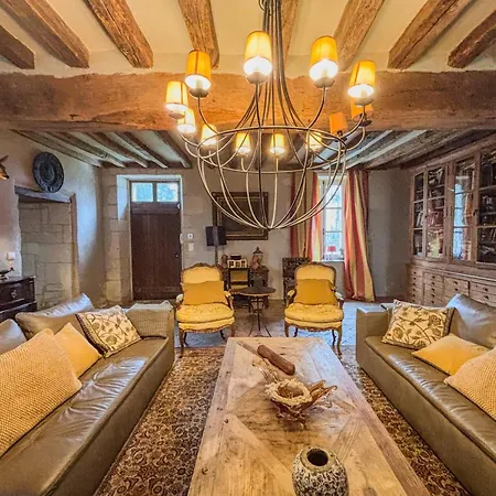 Дом отдыха Manoir Xv Et Grange Avec Piscine Chauffee Privee *