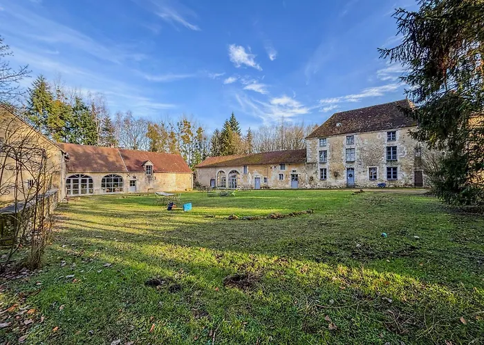Manoir Xv Et Grange Avec Piscine Chauffée Privée Saint-Ouen-de-la-Cour