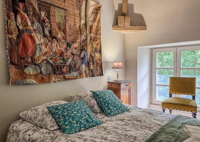 Manoir Xv Et Grange Avec Piscine Chauffée Privée Hébergement de vacances *