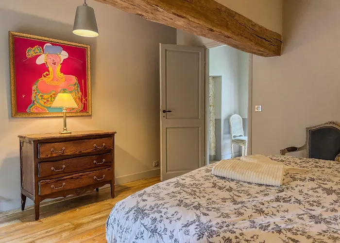 Manoir Xv Et Grange Avec Piscine Chauffée Privée Hébergement de vacances